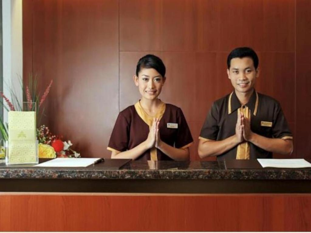 Maesa Hotel Ponorogo Dış mekan fotoğraf